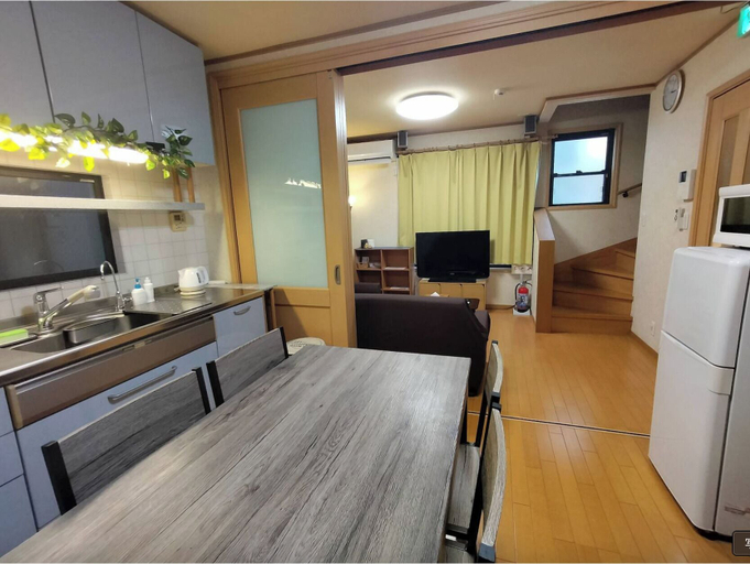 In-room dining 5, Lucky Higashi Mizue, Edogawa