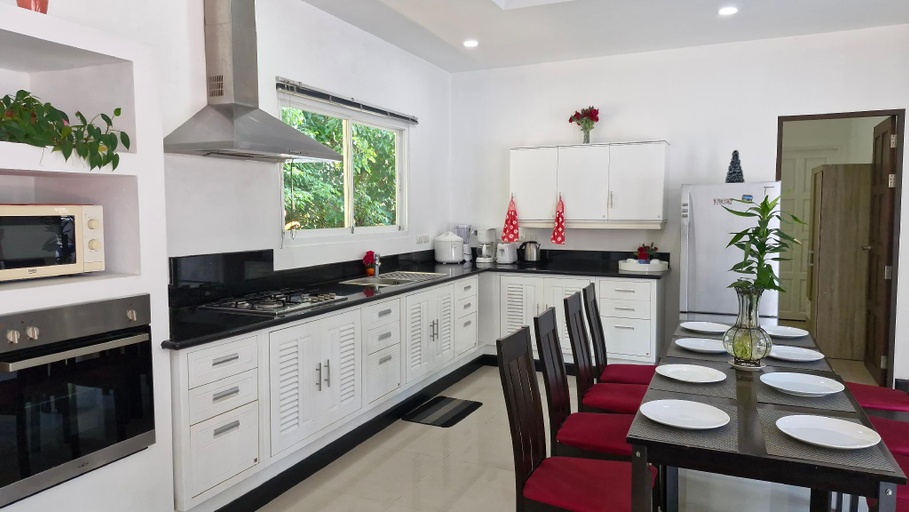 Others 2, Phikun Private Pool Villa 4 Bedrooms, Pulau Phuket