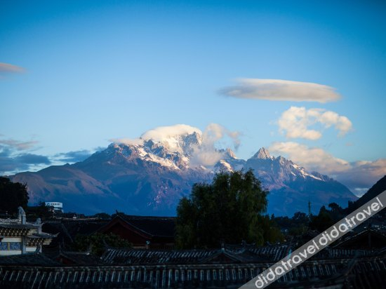 ���观, Eton inn, Lijiang