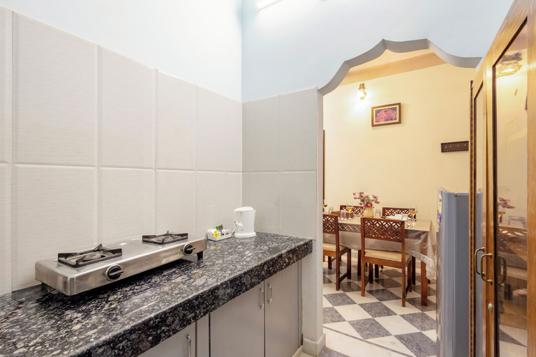 Private kitchen 3, Alaya Stays Abhimanyu Mansion Topaz 2BHk, Udaipur