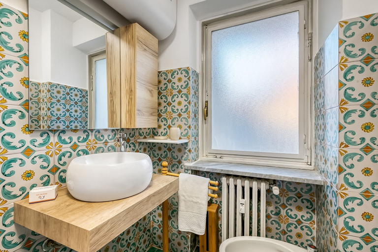 Bathroom 4, Appartamento Gran Roc few Steps From Ski, Torino