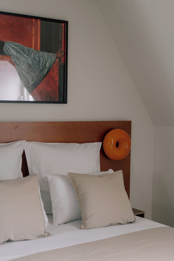 Room 3, A Place - Meir 41, Antwerpen