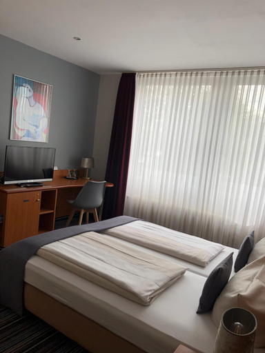 Bedroom 2, Hotel Servatius, Köln