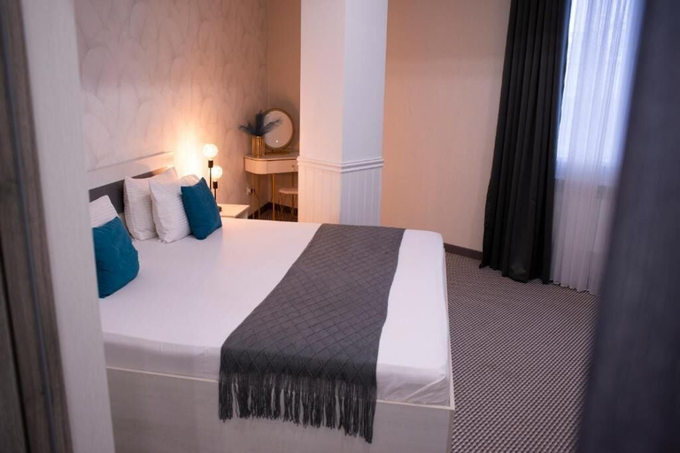 Bedroom 3, Tengri Hotel, Aqtau