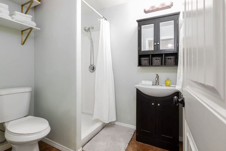 Room 4, Studio In Carlsbad Village, San Diego