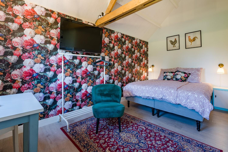 Bedroom, Zalk blijven slapen, Kampen