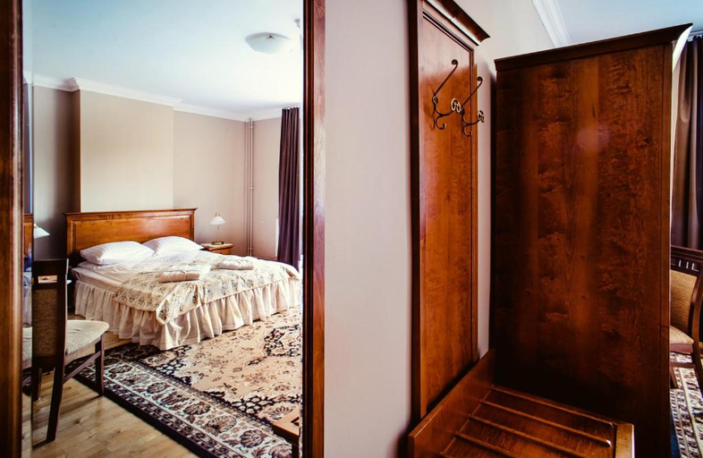 Bedroom 3, Hotel Galicja, Nisko