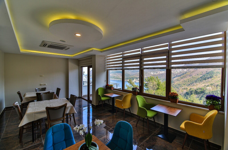 Food & Drinks, アマスラ サンライズ オテル, Amasra