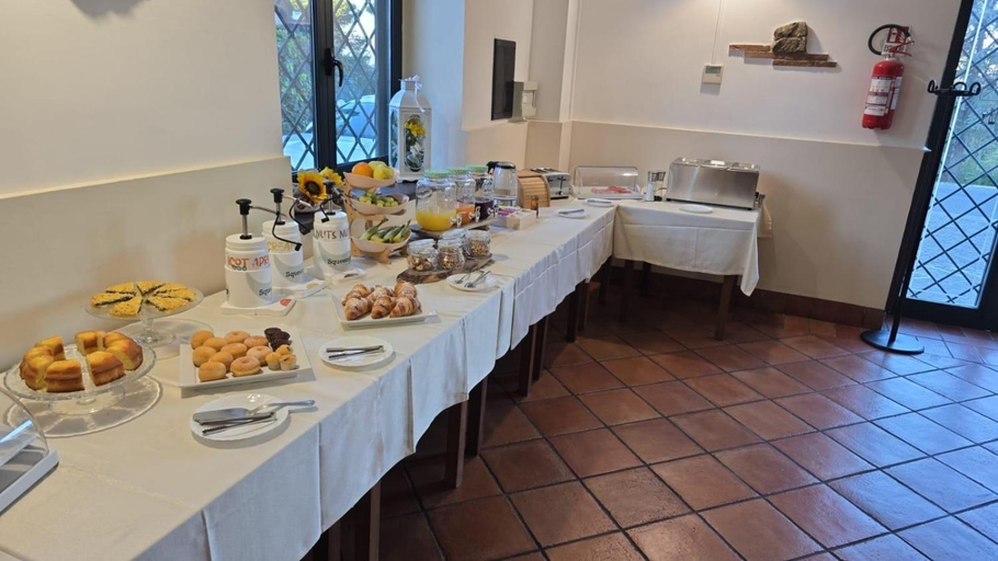 Food & Drinks 2, Mia Rooms, Roma