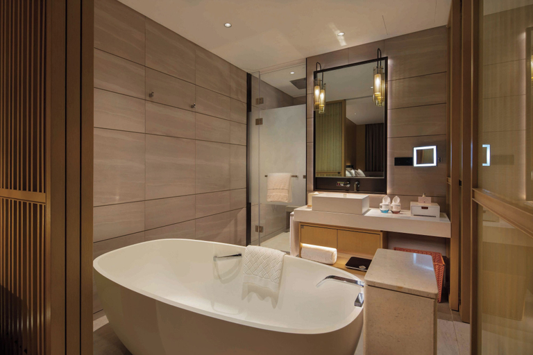 Bathroom 4, Doubletree Resort By Hilton Hainan - Xinglong Lakeside, Hainan