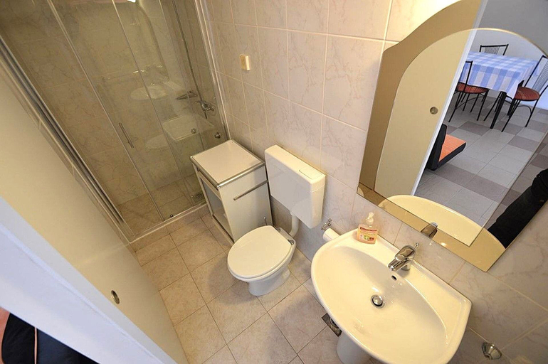 Bathroom 4, Apartments Goga, Mali Lošinj