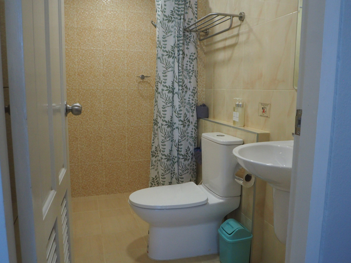 Bathroom 3, THE VILLAGE POSHTEL, Mueang Krabi