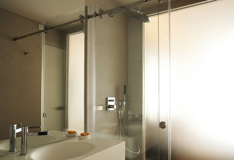 Bathroom 2, Hotel Amabilis, Crikvenica