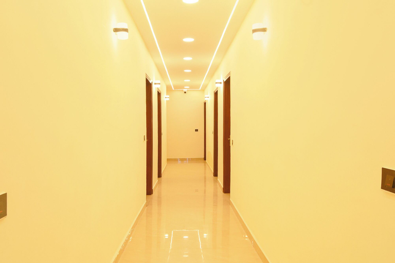 Lobby 5, Fabhotel Pvs Grand, Delhi