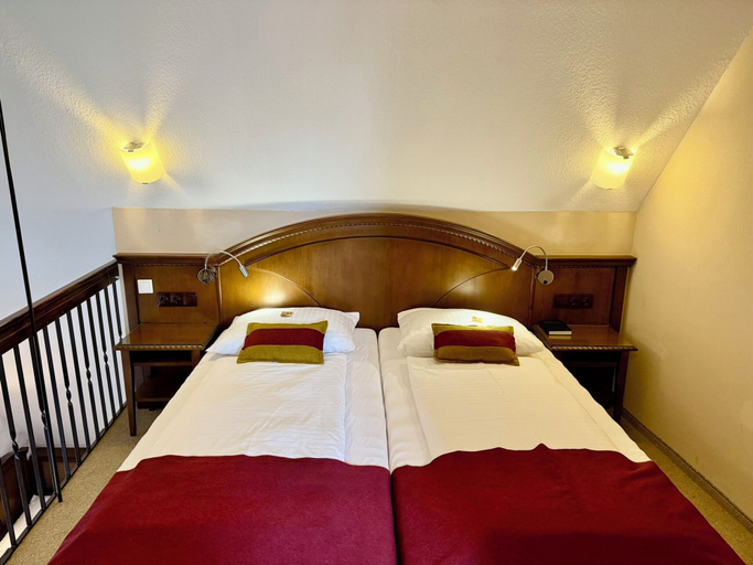 Bedroom 4, Burghotel Nürnberg, Nürnberg