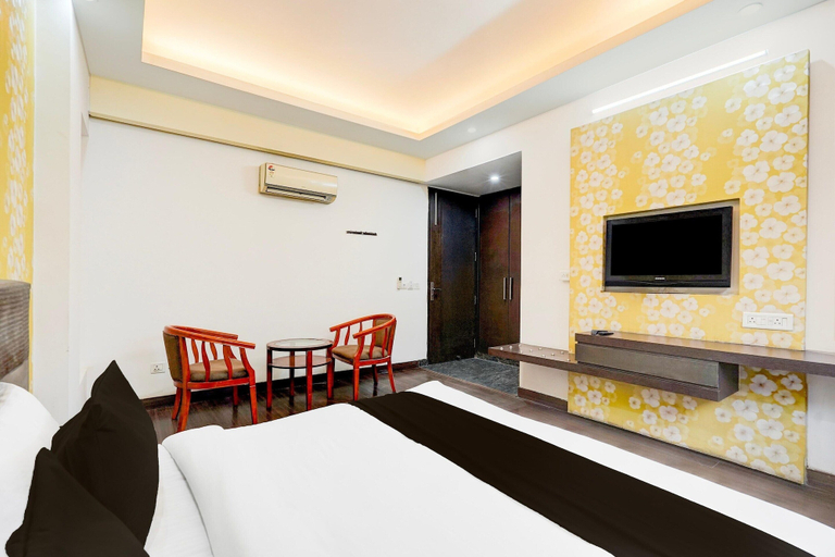 Room 5, Townhouse Sector 51 Noida, Gautam Buddha Nagar