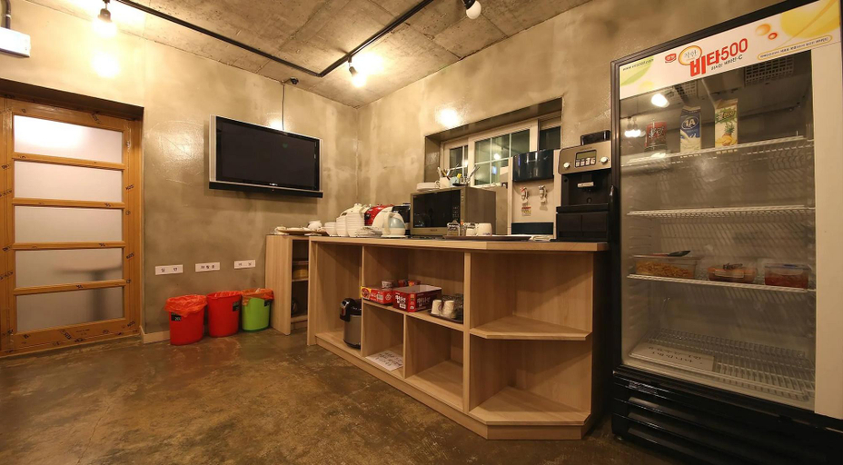 Others 5, Ulsan Ilsan Myeongpoom Kobos, Dong