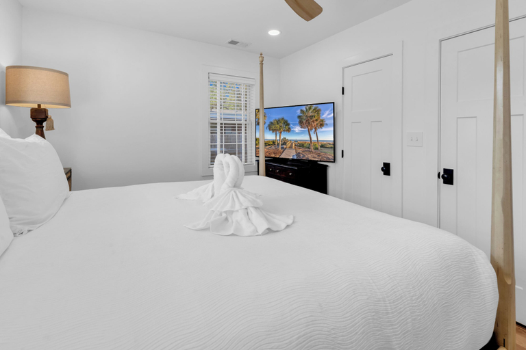 Room 4, Myrtle Beach Family Retreat-Spacious 4BR, Horry