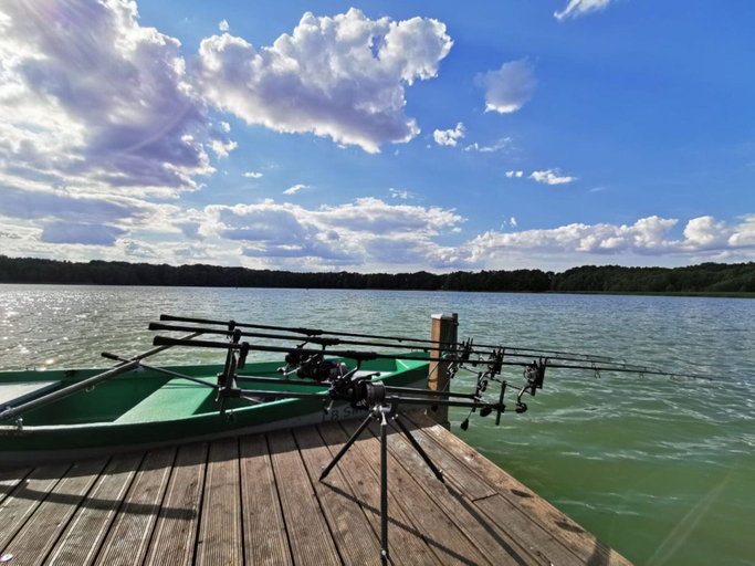 View from property 4, Holiday Home With a Garden, Right by the Lake, Świebodzin