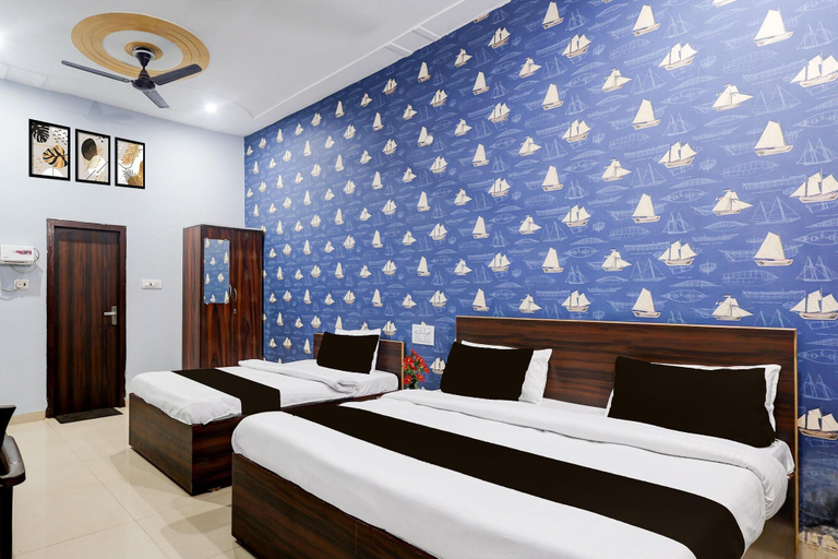 Room 4, Classic Shri Mukund Dham, Mathura
