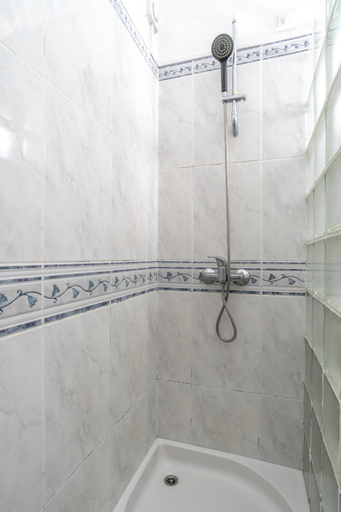 Bathroom 4, Duas Torres Hotel, Funchal