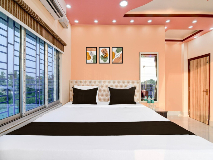 Room 2, Hotel O Kakdwip, South 24 Parganas
