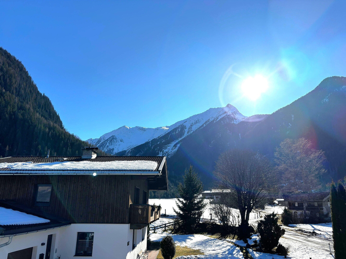 View from property 5, Apartment in a quiet location with beautiful view, Zell am See