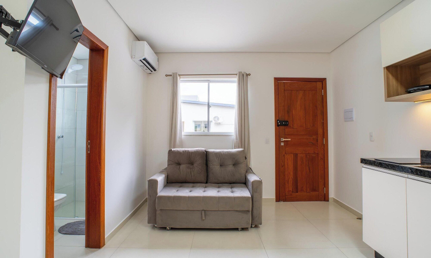 Living area 3, Full Studios in Rio Tavares - ALA, Florianopolis