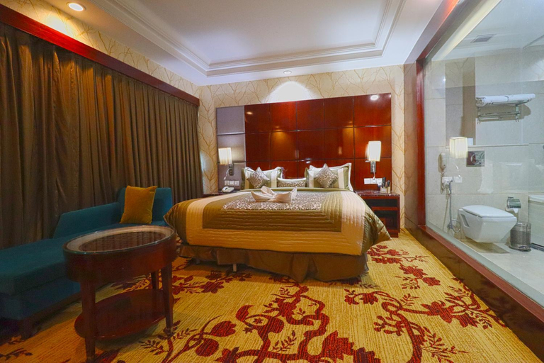 Bedroom 2, Skycity Hotel, Gurgaon