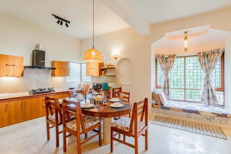 Dining 4, ELIVAAS Irayna 4 BHK Villa, Nainital