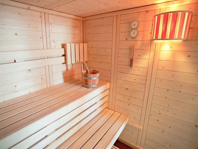 Spa treatment 3, Living for Three in the Heart of Huez, Isère
