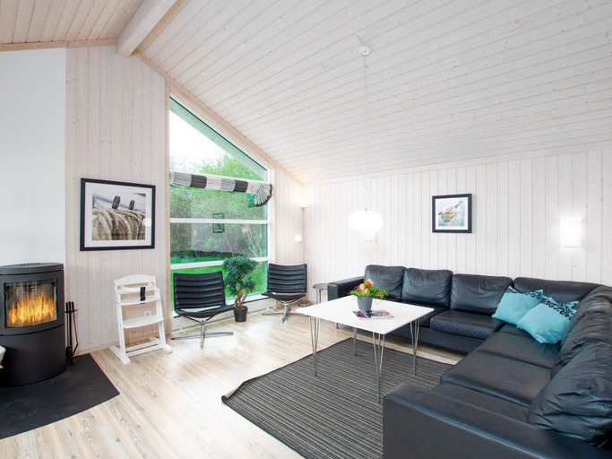 Interior 4, 4 Star Holiday Home in Grossenbrode, Ostholstein