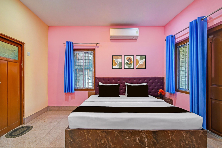 Room 4, Classic With Balcony Diamond Inn, Barddhaman