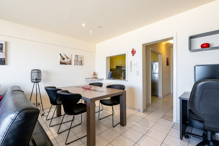 Dining, Apartment in Blankenberge With Sea View, West-Vlaanderen