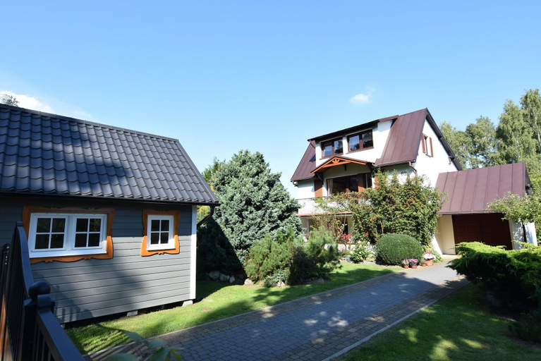 Exterior & Views 1, Comfortable Holiday Home With a Private Garden, Wejherowo