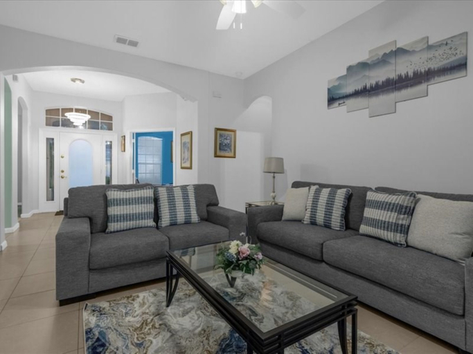 Public Area 3, Highlands Reserve Homes, Polk