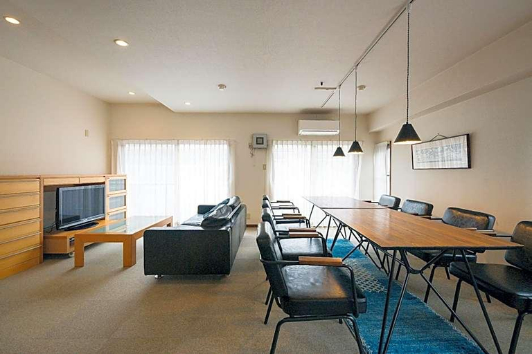 Business Facilities 5, Tabiyu Abrigo, Nishinomiya