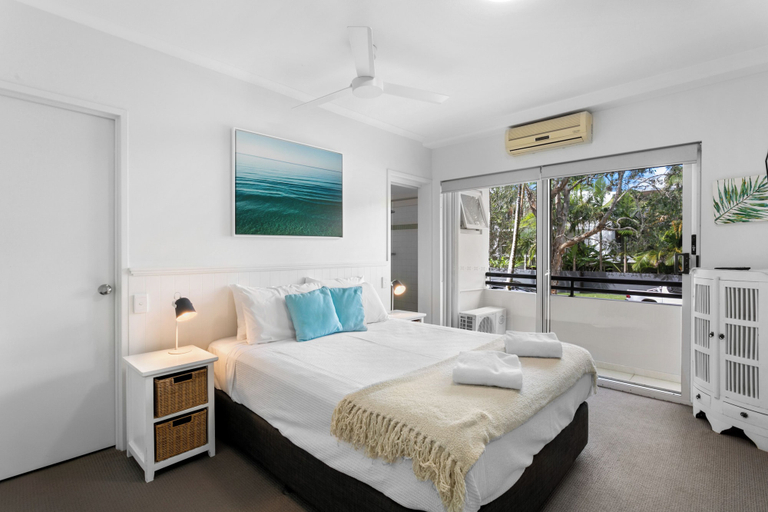 Bedroom 2, Riviera Noosa Resort, Noosa - Noosa-Noosaville