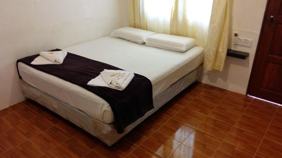 Bedroom 4, Pangkor Bayview Beach Resort, Manjung