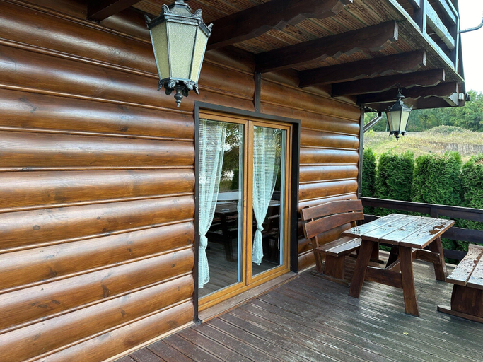 Balcony, Holiday Home With a Garden, Right by the Lake, Świebodzin