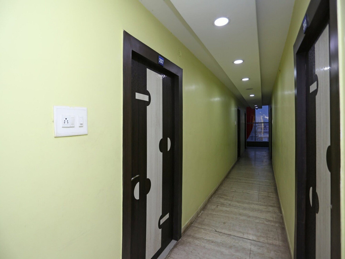 Interior 5, Collection O Chanakya National Patna, Patna