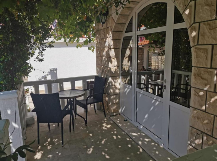 Terrace/patio 2, Adriatic Guesthouse Balota With Shared Pool, Orebić