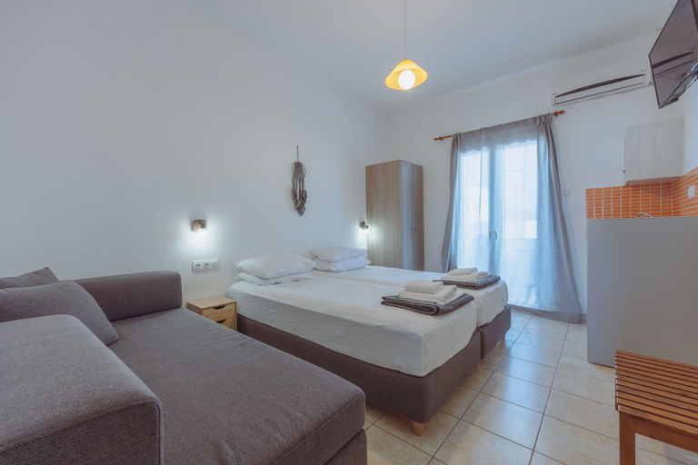 Bedroom 3, Pavlos Place, South Aegean