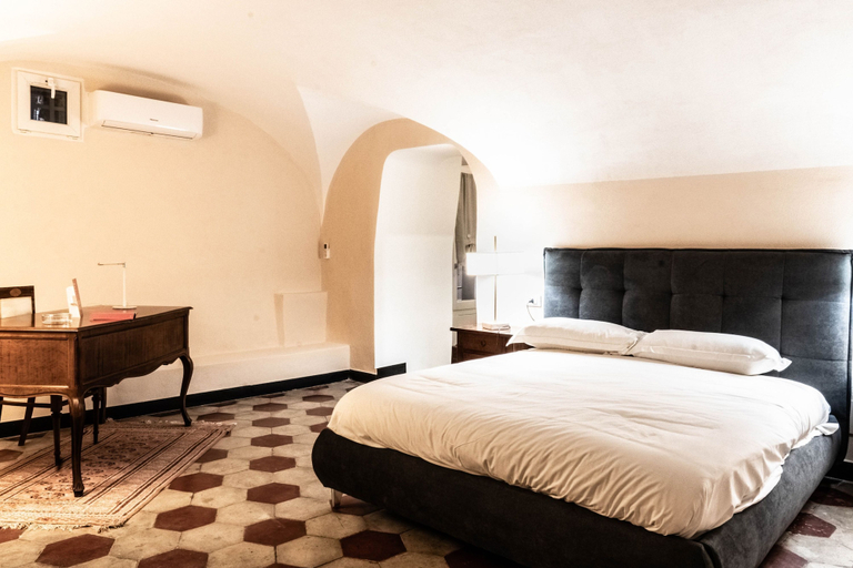 Room 3, Luccoli Urban Style by Wonderful Italy, Genova