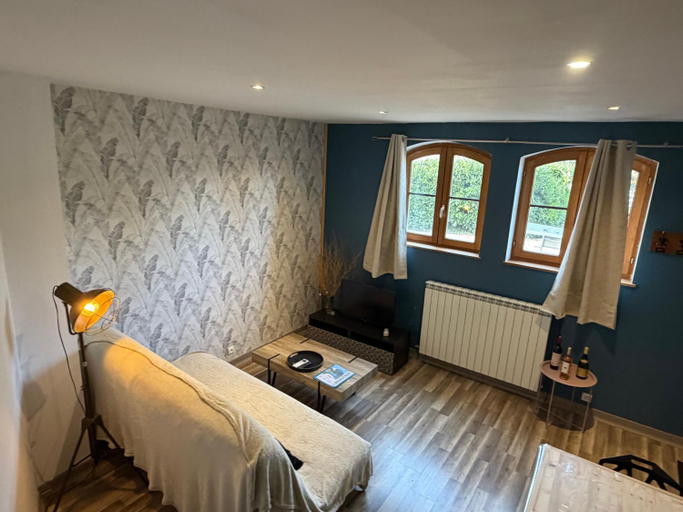 Bedroom 2, La Maison cachee du PAVILLON BELLEVUE, Ain