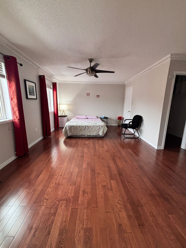 Others 4, Beautiful Queen Room, Peel