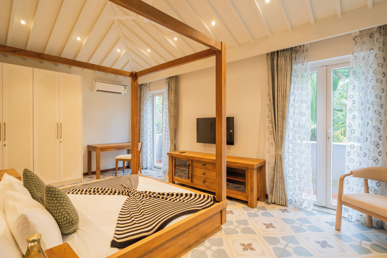 Room 3, Elivaas Solace AquaVista 5BHK Villa, North Goa