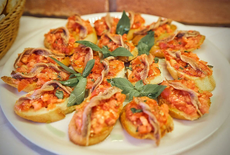 Food & Drinks 4, Piazzetta, Bacau