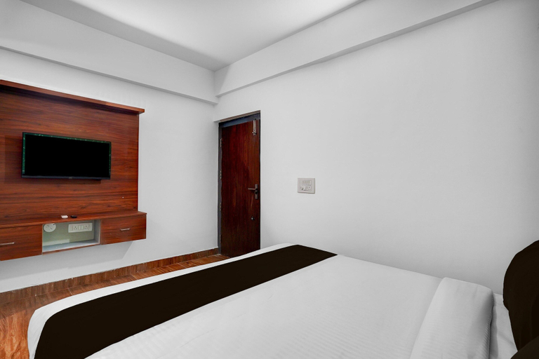 Room 4, Deluxe Kadugudi Whitefield, Bangalore