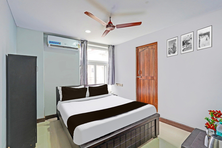 Room 4, Deluxe spl Palace, Kancheepuram